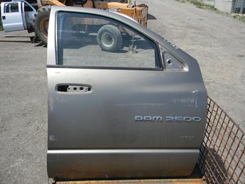 2002 2003 2004 2005 2006 2007 2008 2009 DODGE QUAD CAB PASSENGER DOOR. MANUAL WINDOW, THE LOWER LEFT CORNER IS BENT, LIGHT SCUFFS AND SCRATCHES. #13963