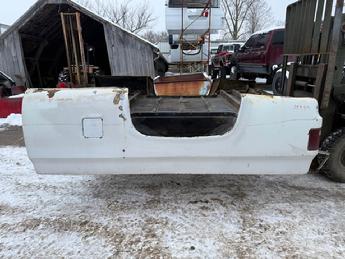 1981 1982 1983 1984 1985 1986 1987 CHEVY/GMC LONG BED. NEEDS SOME WORK BUT A SOLID BED TO START YOUR RESTORATION. SURFACE RUST-NO HOLES. #15984