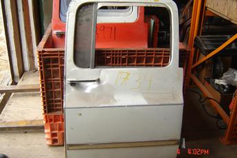 73 - 91 Chevrolet Suburban Right Side OEM Secondary Door.  No inside panel, power doors.