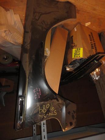1973 1974 1975 1976 1977 1978 1979 FORD AFTERMARKET LEFT FRONT FENDER. INVENTORY #9684
